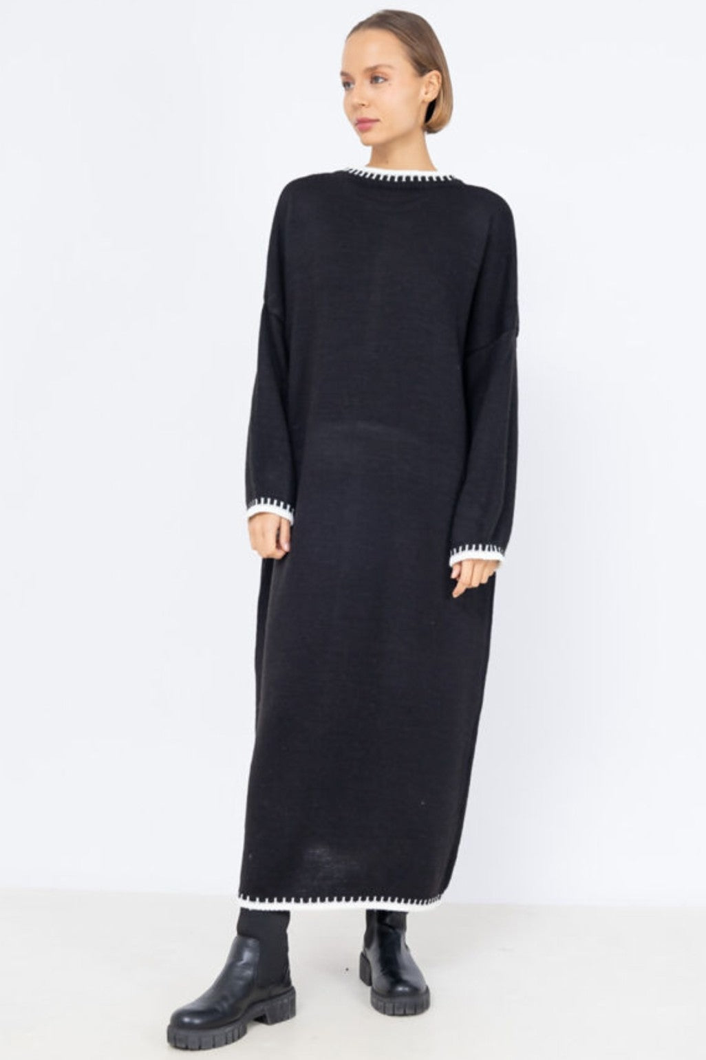 Knitted Contrast Trim Maxi Dress